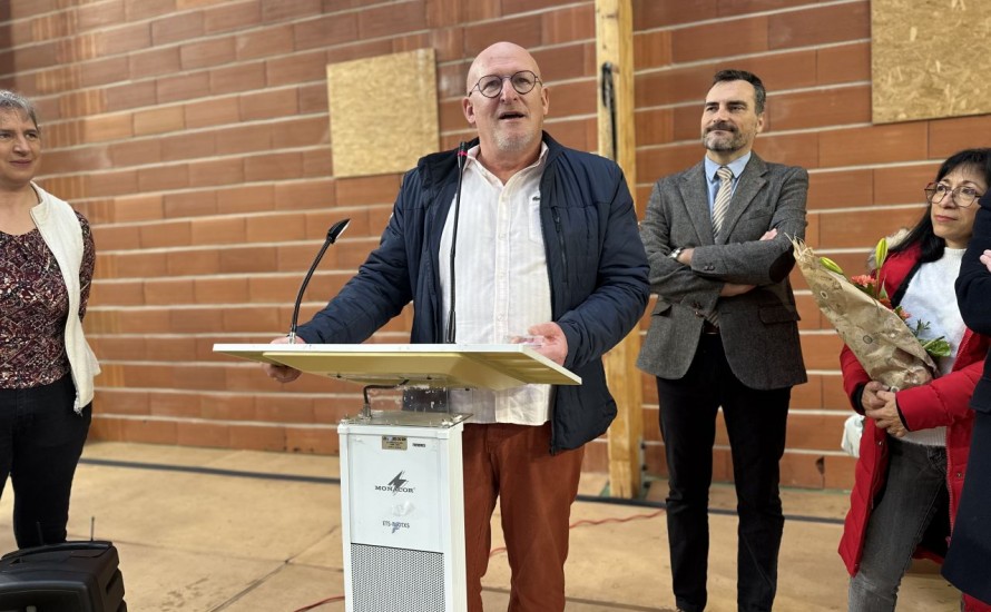 Christophe Guillouet honoré par la mairie d'Épron